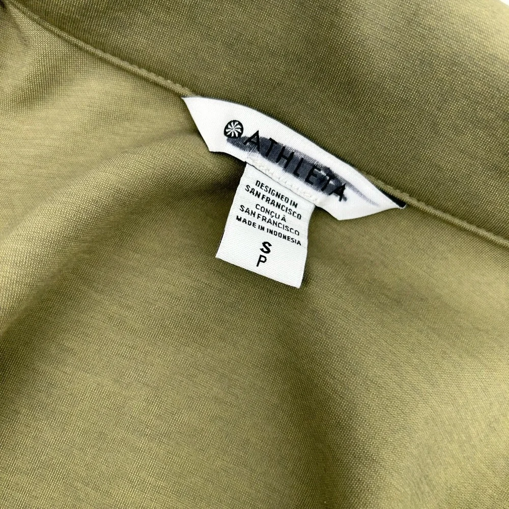 Athleta Woman’s Pull Over Sweater Size Small - Picture 2 of 7
